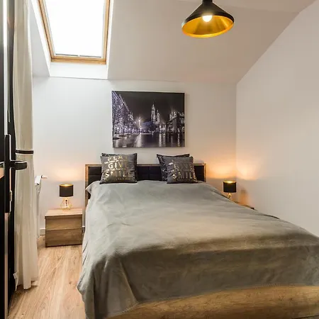 Downtown Cracow Apartment *